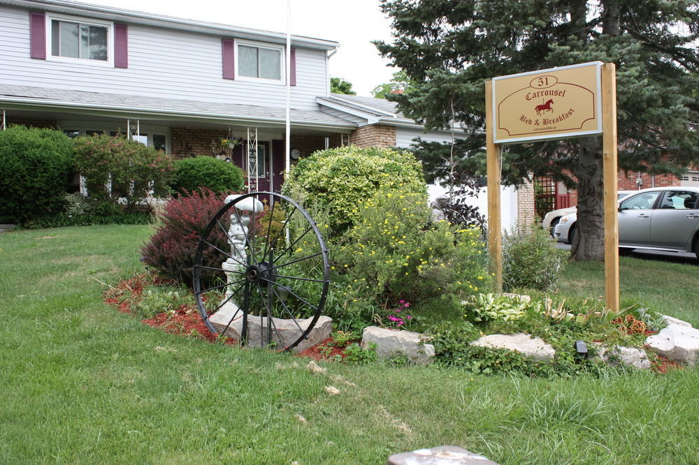 Carrousel Bed & Breakfast Cayuga Eksteriør bilde